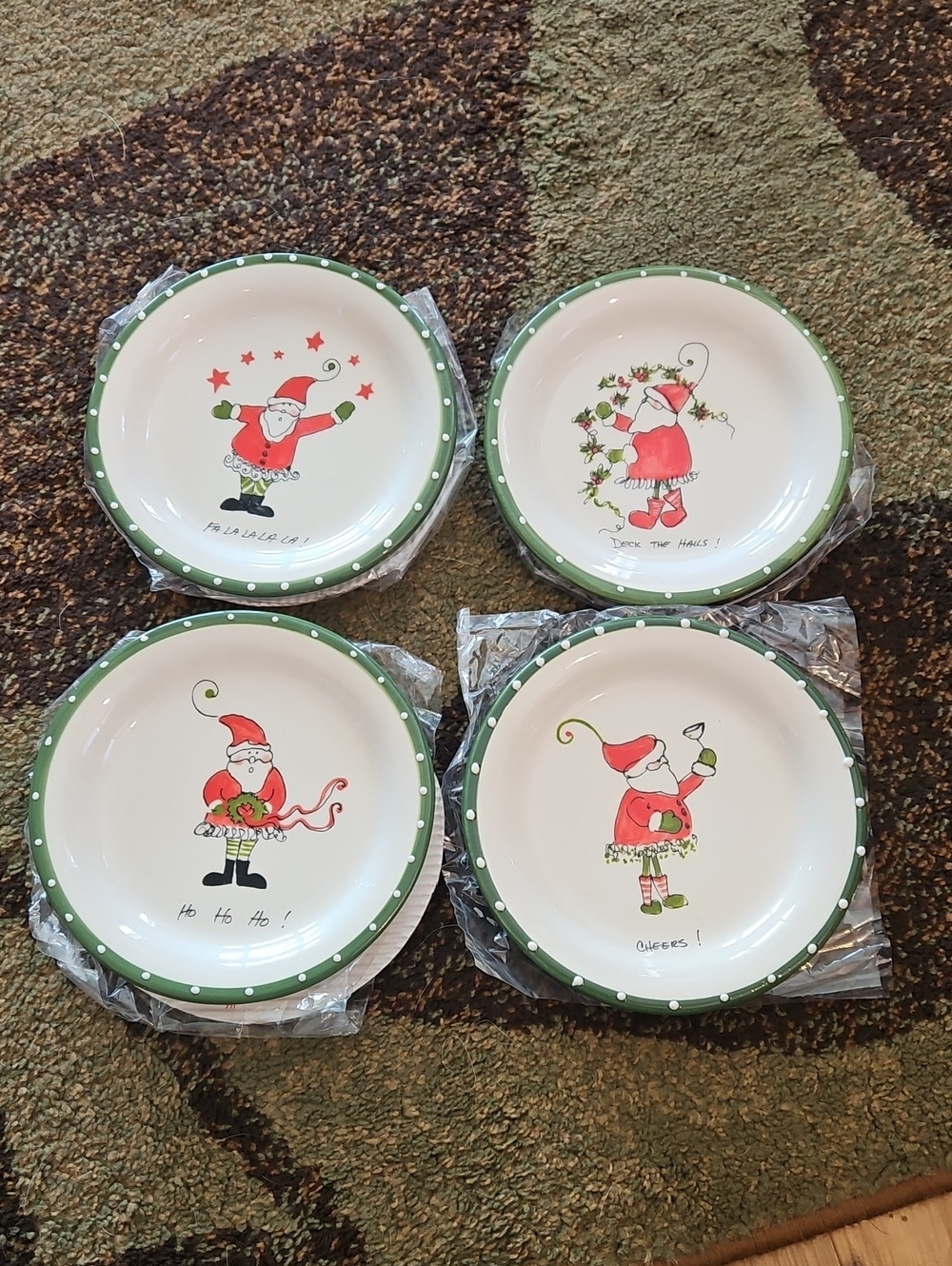 Foreside Christmas Cocktail Plates